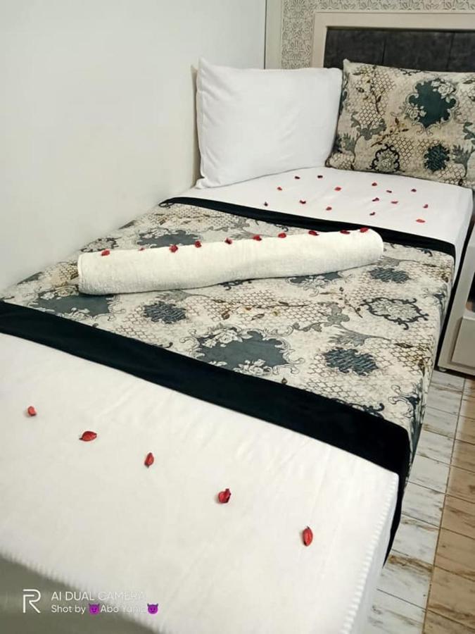 Al Amir Palace Hotel Sūhāj Bagian luar foto