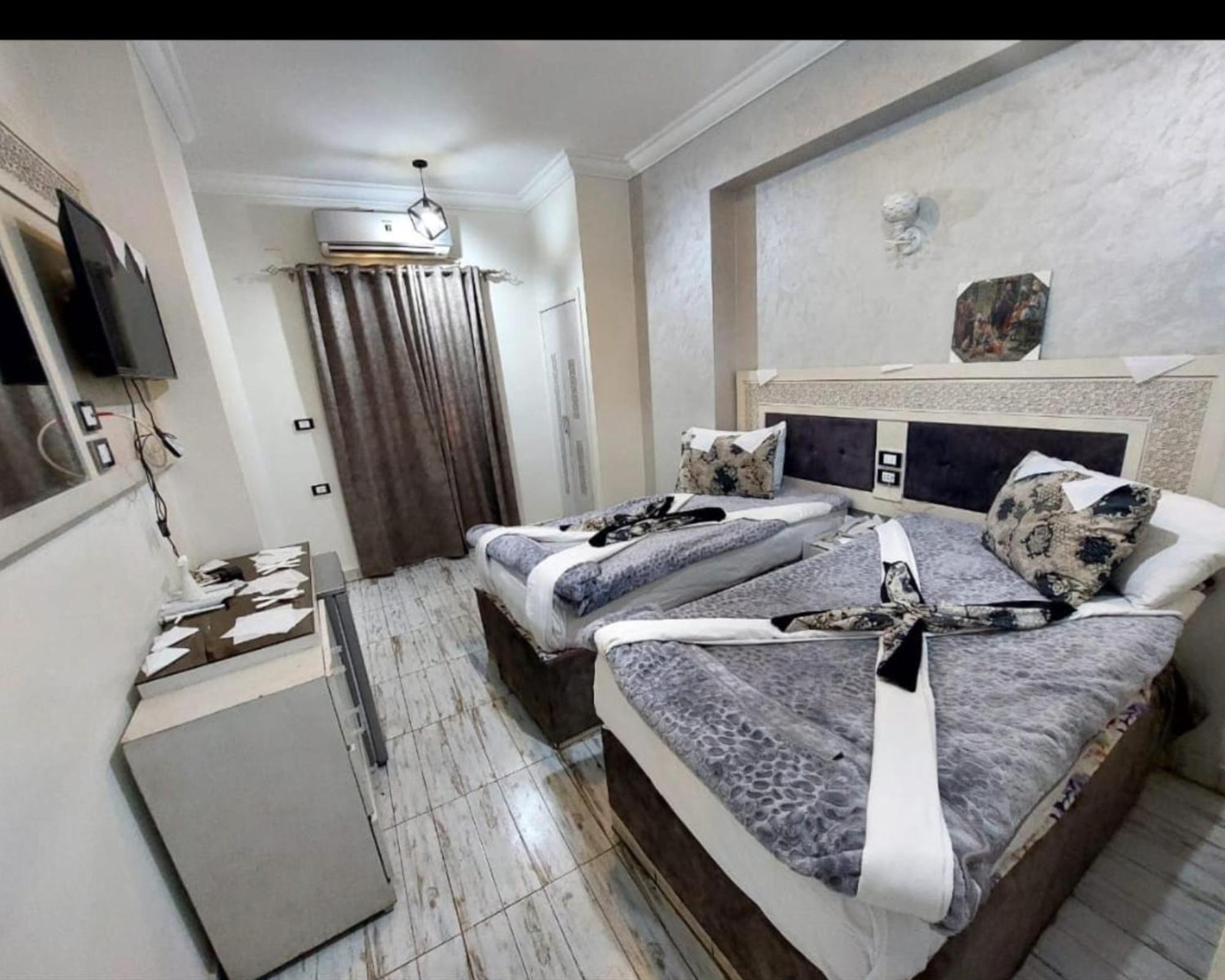 Al Amir Palace Hotel Sūhāj Bagian luar foto