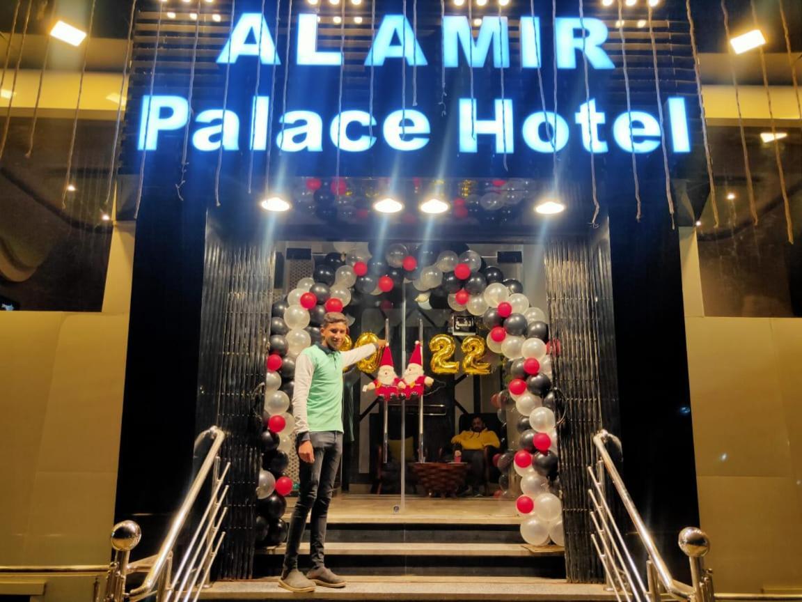 Al Amir Palace Hotel Sūhāj Bagian luar foto